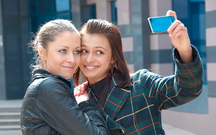 Studija otkrila Ljudi ne vole gledati selfije (2).png